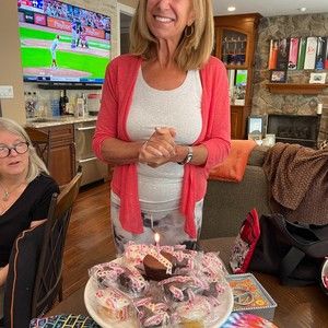 Meet your Posher, Elizabeth